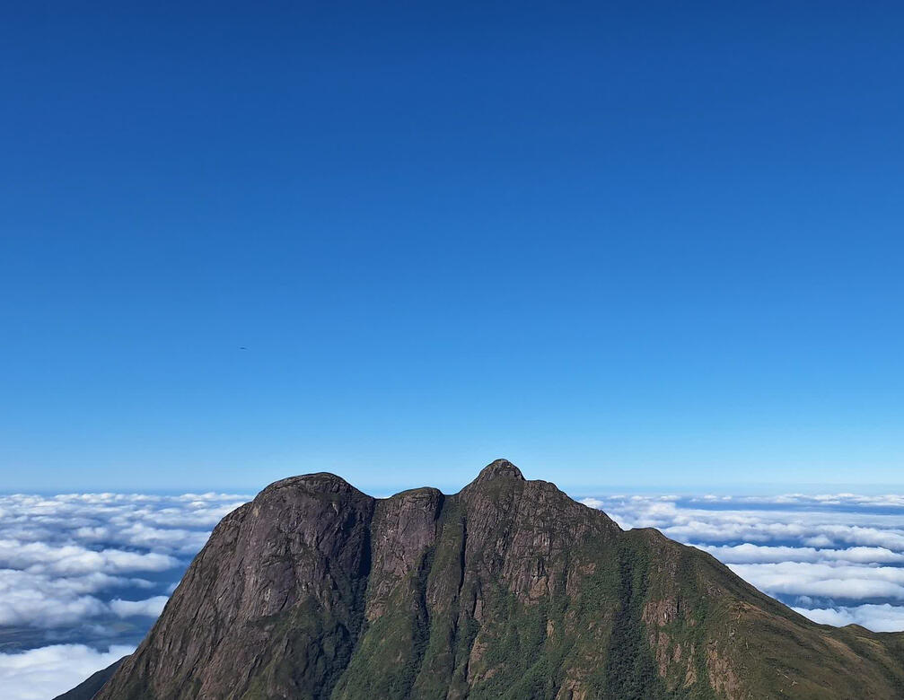 Pico Paraná, visto do Caratuva, 2024.